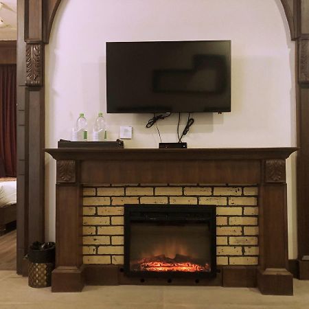 Corbett Wild Iris Spa And Resort Рамнагар Екстериор снимка