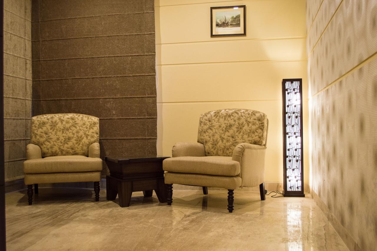 Corbett Wild Iris Spa And Resort Рамнагар Екстериор снимка