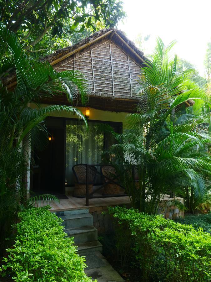 Corbett Wild Iris Spa And Resort Рамнагар Екстериор снимка